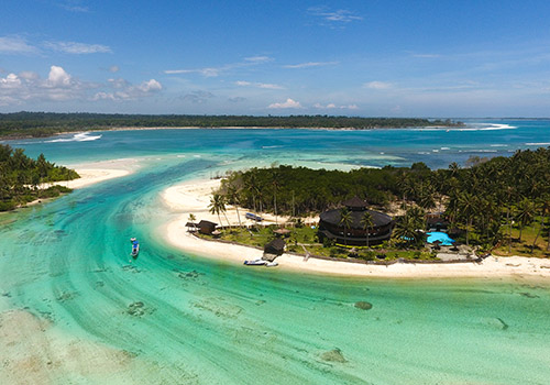 Macaronis Resort